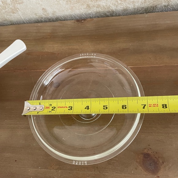 Vintage Corning ware skillet with lid - Picture 10 of 13